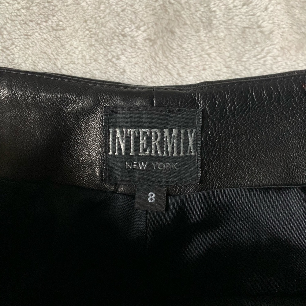 ❌ SOLD❌ INTERMIX LEATHER PANTS - Picture 2 of 7